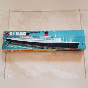 AirFix S.S. France 1:600 Scale Ship Model Kit
